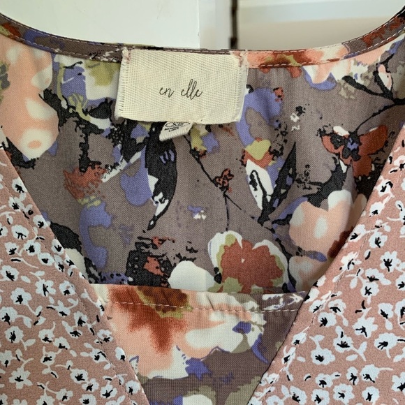 💜 Anthropologie Lightweight Flowy Summer Blouse Botanical Abstract Print - Picture 3 of 5